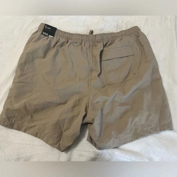 DSG Men’s Khaki 6” Mesh Lined Rec Short Size Large - Picture 2 of 7